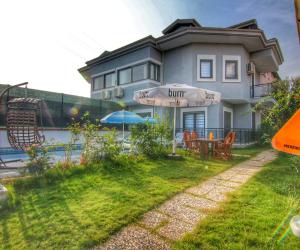 Villa Aras 2