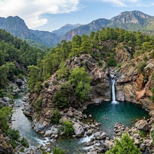 Toparlar Kiralık Villa | Köyceğiz Şelale Yakını Tatil 🌊 - Villatrendi